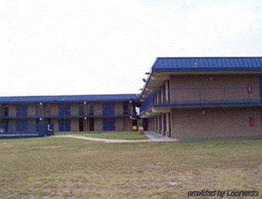 Knights Inn Brenham Exterior photo